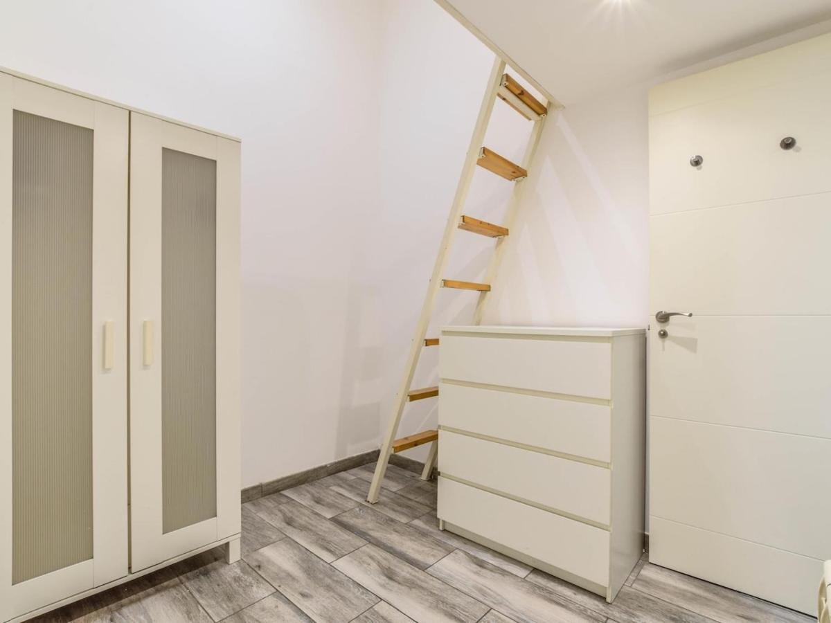 Apartamento En Cuatro Caminos Para 6 Personas Alquiler Temporal Madrid Esterno foto